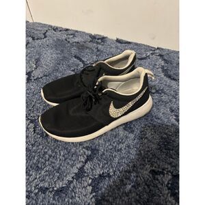 Nike Women's Size 7, 5.5Y Black Glitter Kicks Roshe Athletic Shoes Sneakers